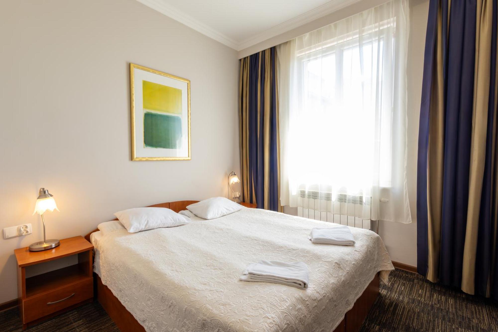 Noclegi Stadion Bed & Breakfast Warsaw Luaran gambar