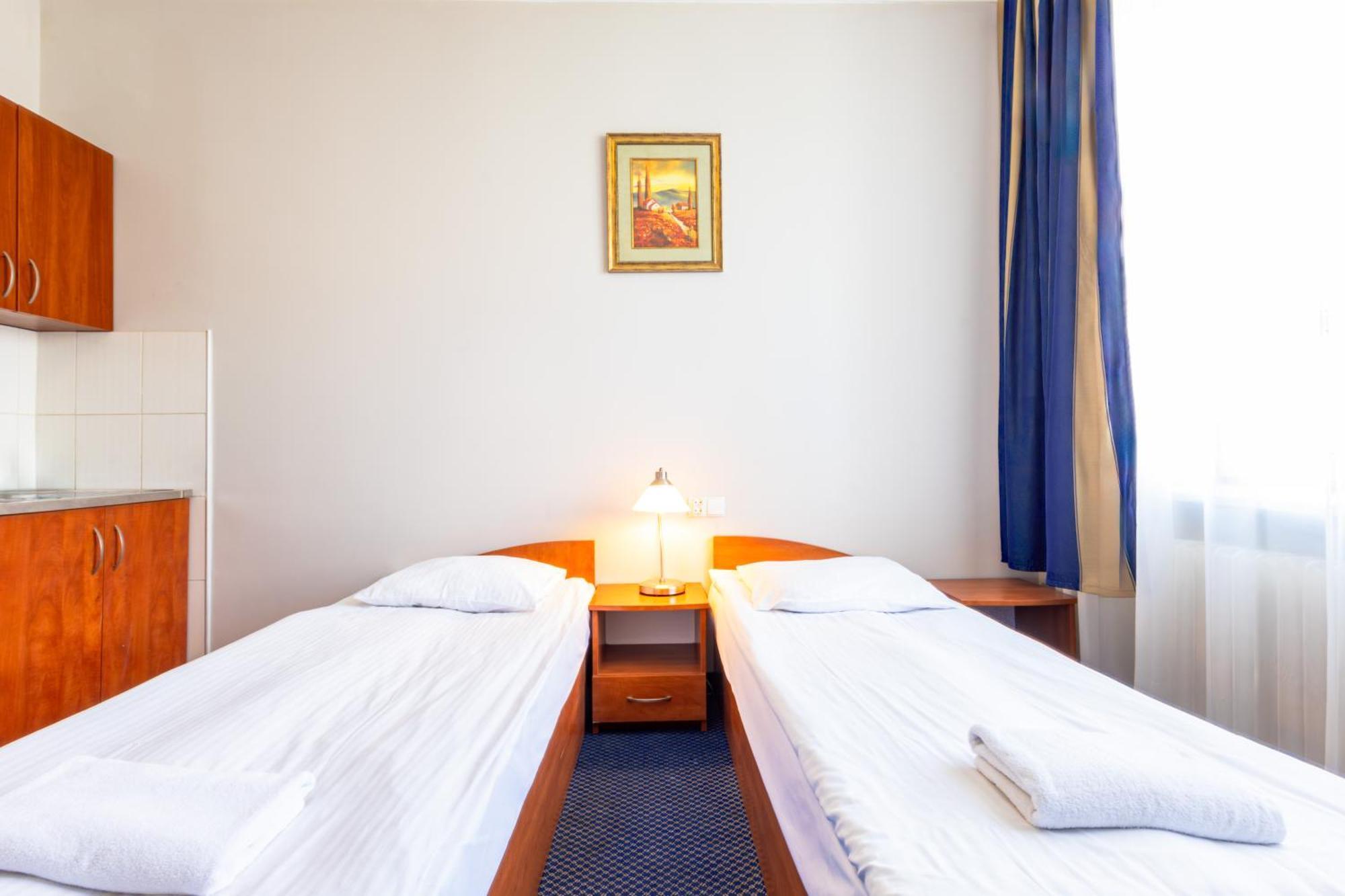 Noclegi Stadion Bed & Breakfast Warsaw Luaran gambar