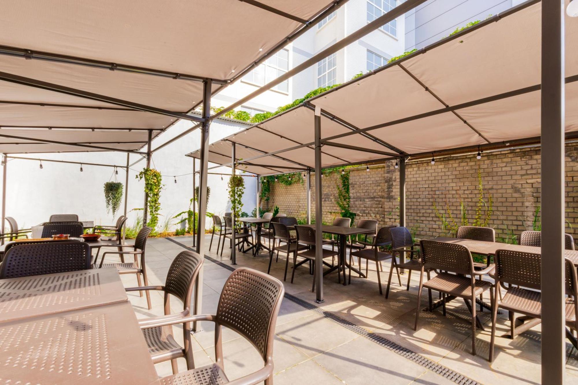 Noclegi Stadion Bed & Breakfast Warsaw Luaran gambar