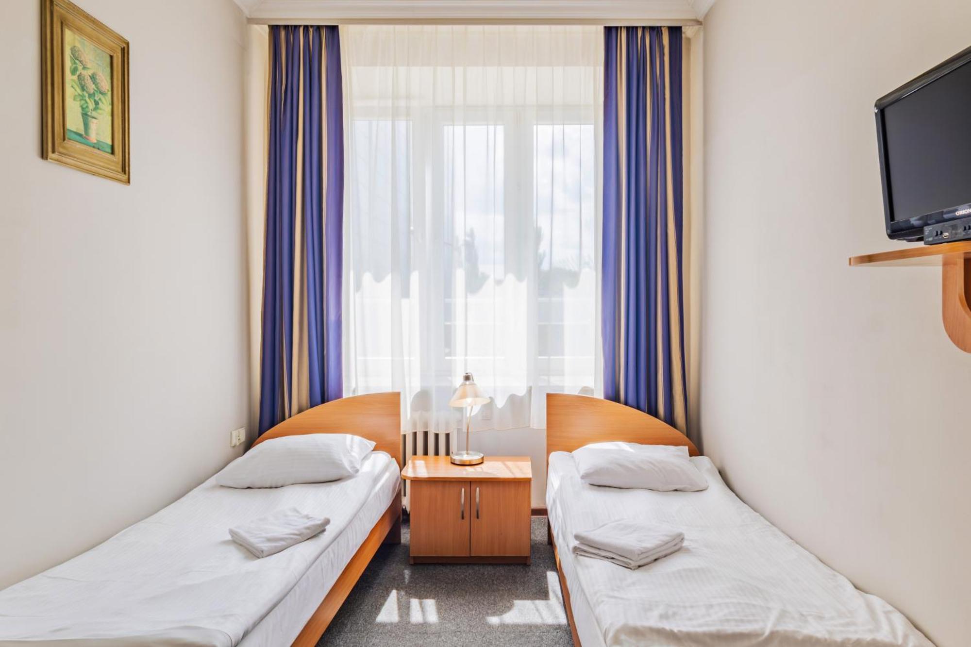 Noclegi Stadion Bed & Breakfast Warsaw Luaran gambar