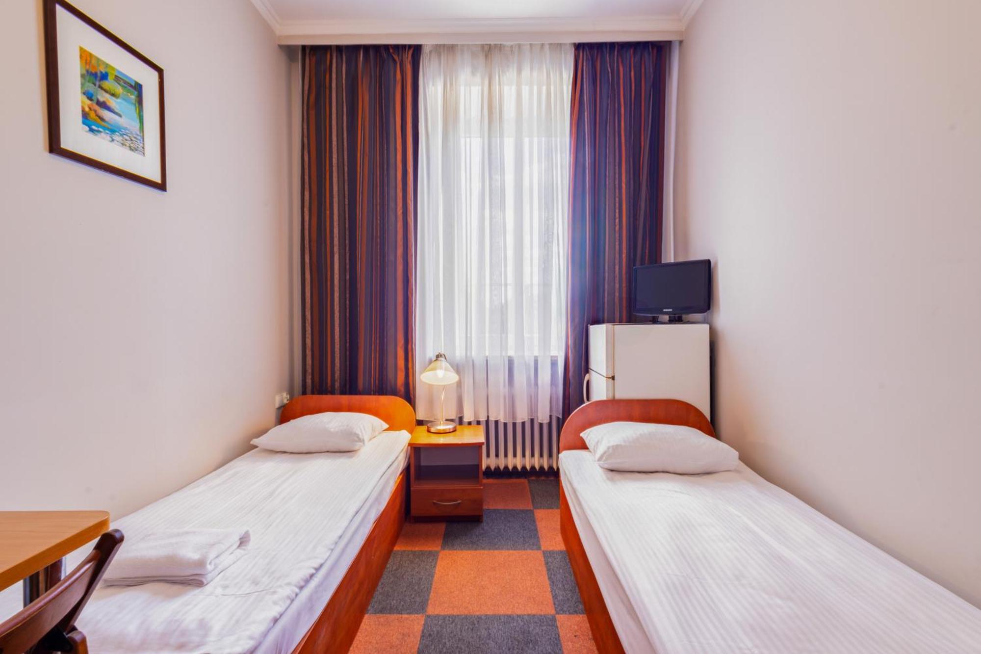 Noclegi Stadion Bed & Breakfast Warsaw Luaran gambar